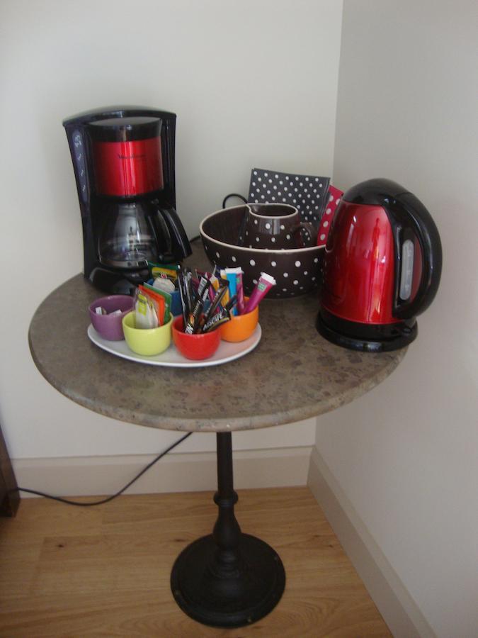 Chez L'Antiquaire Bed & Breakfast Hauterives Ruang foto