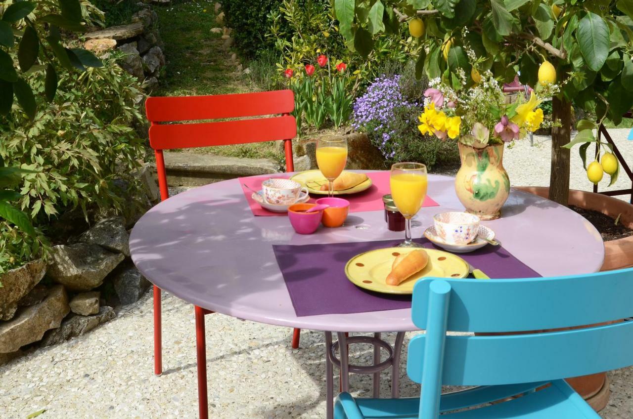Chez L'Antiquaire Bed & Breakfast Hauterives Bagian luar foto