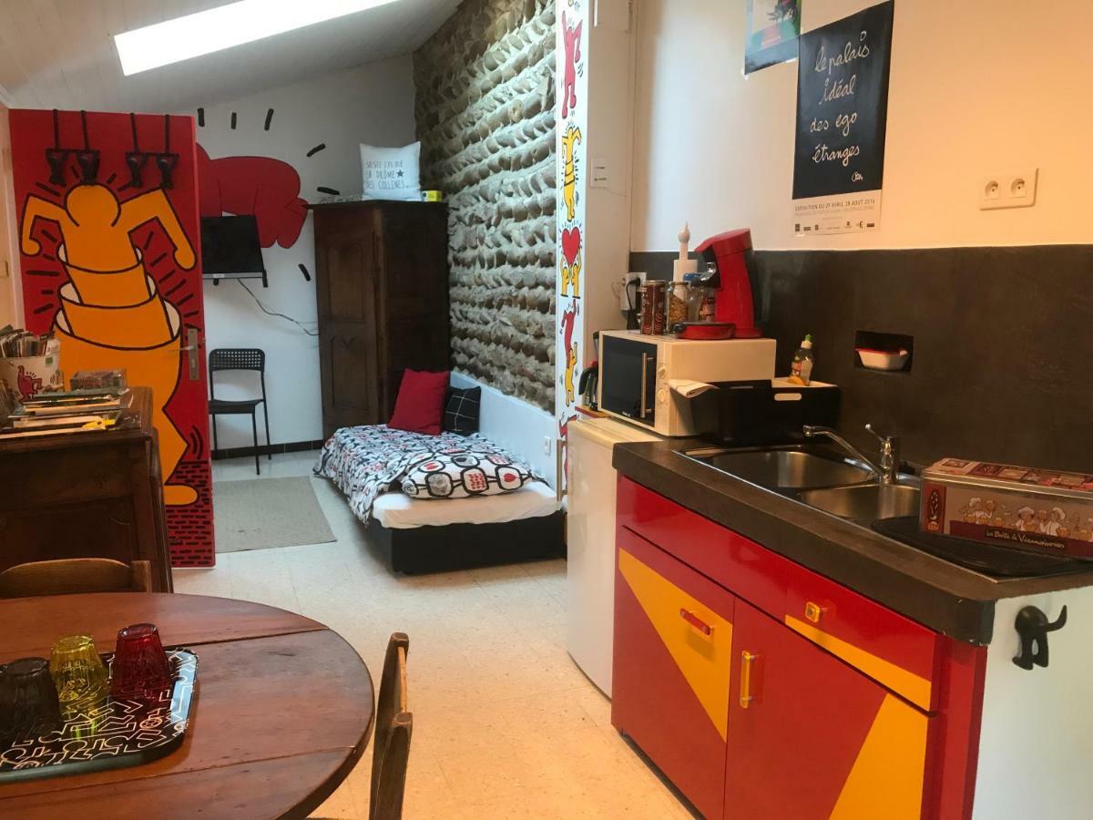 Chez L'Antiquaire Bed & Breakfast Hauterives Bagian luar foto